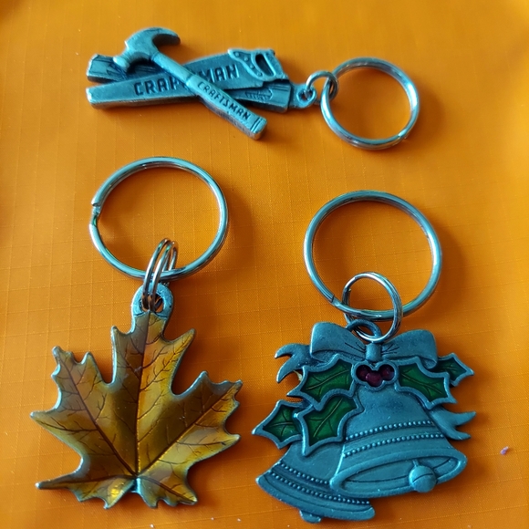 Set Of 3 Pewter Key Rings - Picture 11 of 11